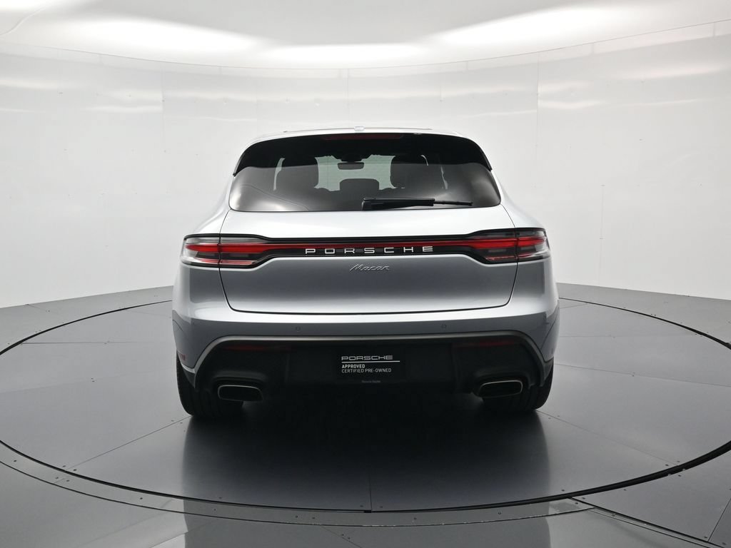 Certified 2026 Porsche Macan AWD/4WD image 32