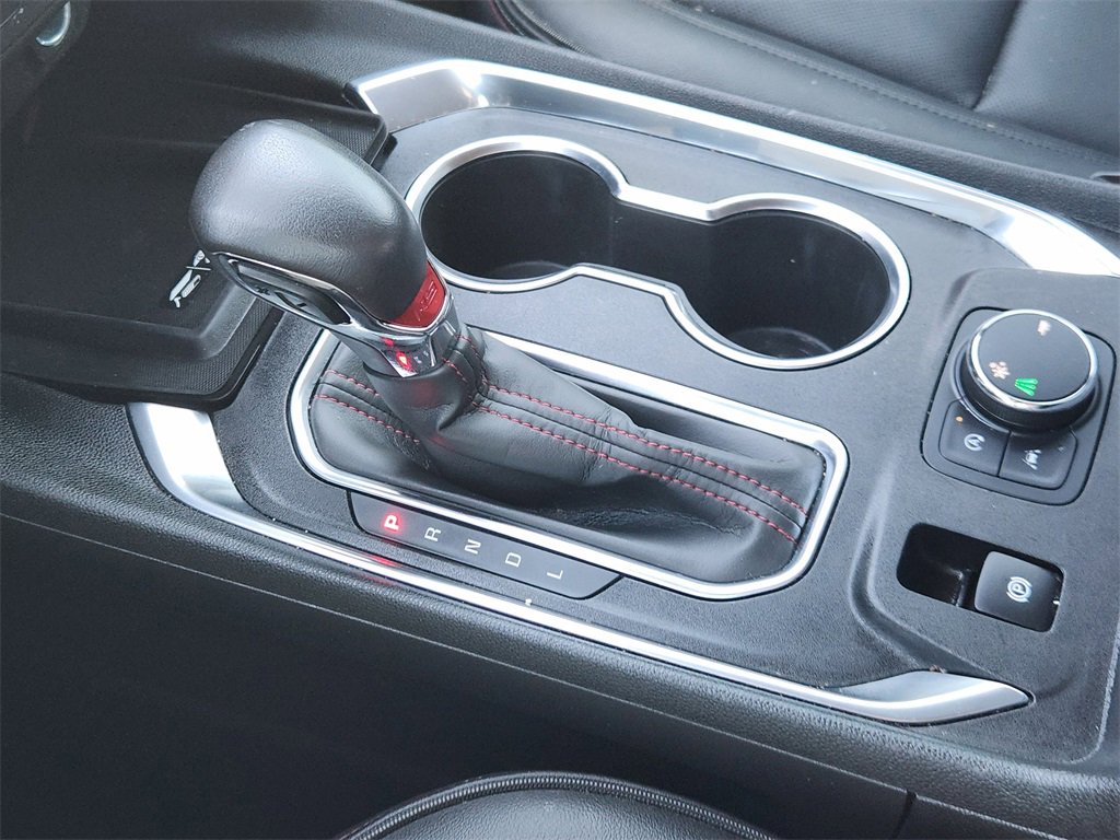 Used 2022 Chevrolet Traverse RS image 20