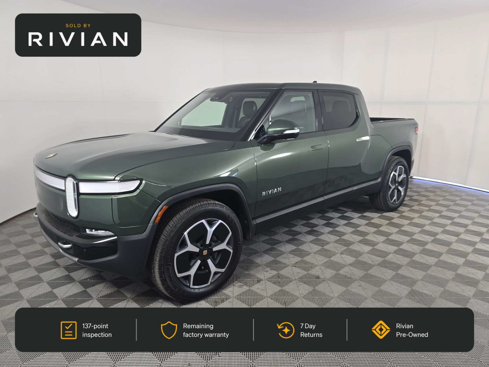 Used 2024 Rivian R1T Adventure Dual AWD/4WD image 1