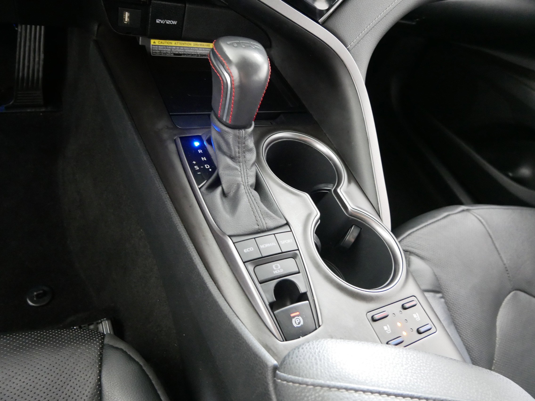 Used 2021 Toyota Camry XSE w/ Navigation Package image 24