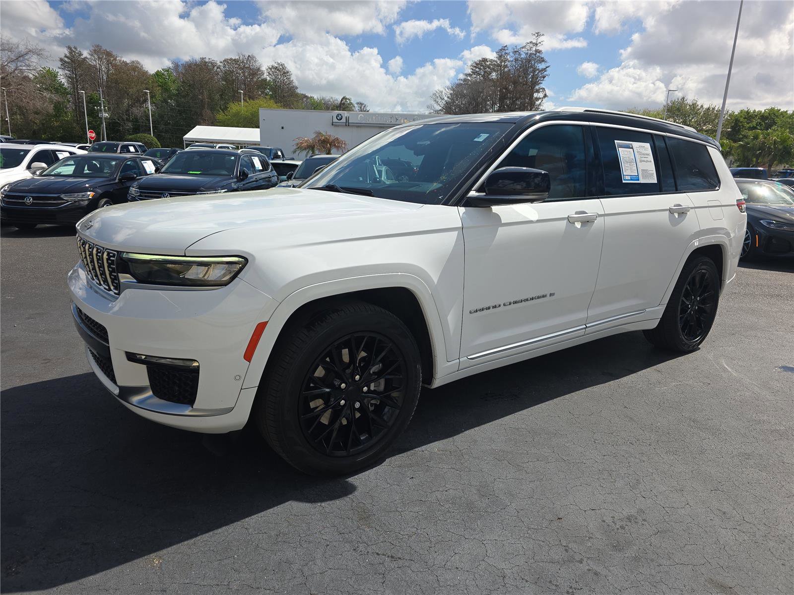 Used 2023 Jeep Grand Cherokee L Summit w/ Advanced Protech Group IV image 8