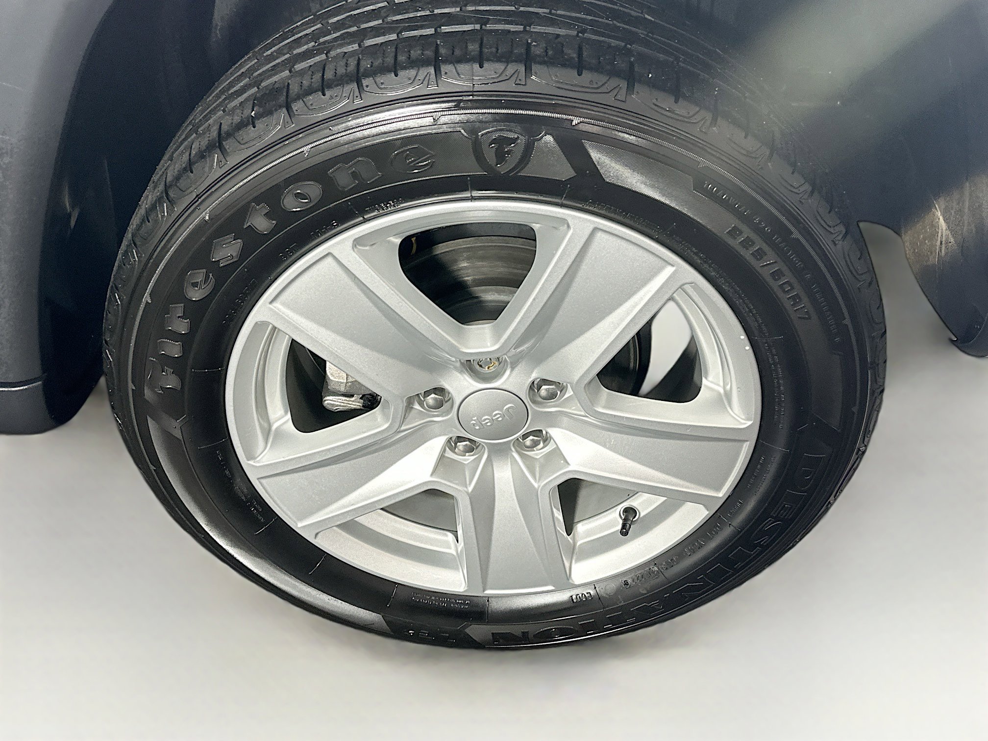 Used 2022 Jeep Compass Latitude image 11