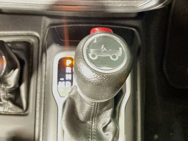 Used 2018 Jeep Wrangler Unlimited Sport S AWD/4WD image 17