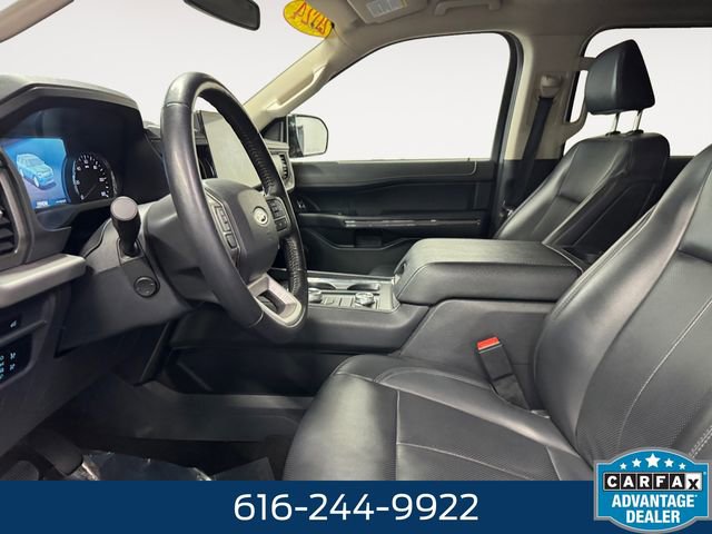 Used 2024 Ford Expedition XLT image 7