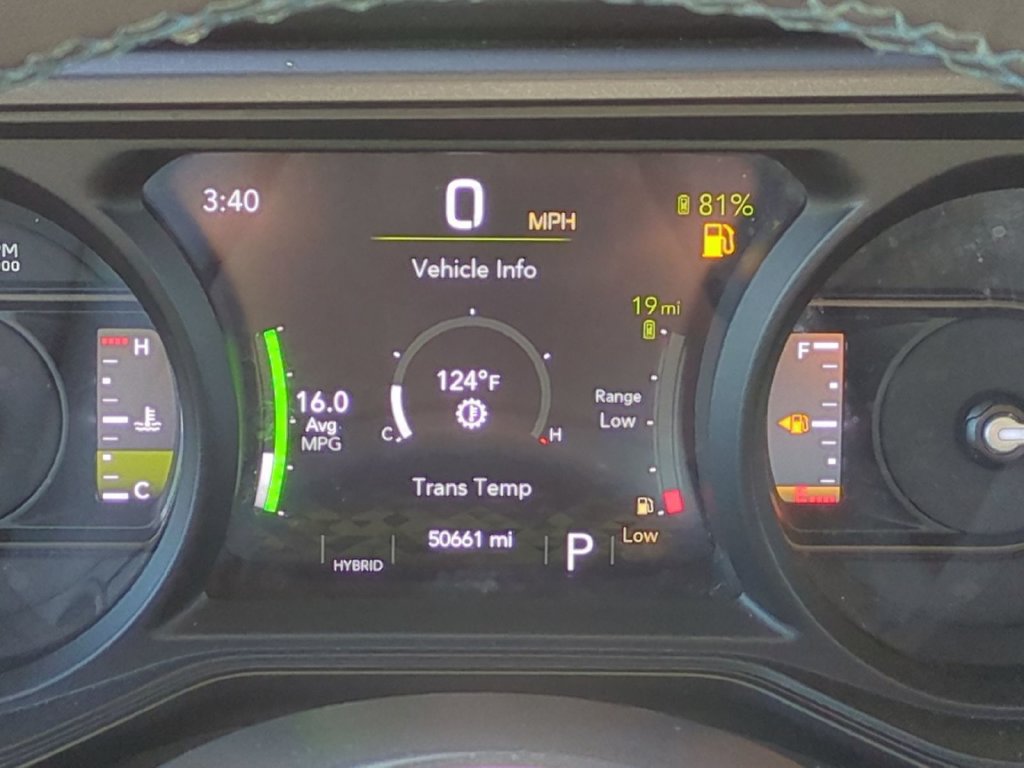 Used 2024 Jeep Wrangler Unlimited Rubicon 4xe AWD/4WD image 21