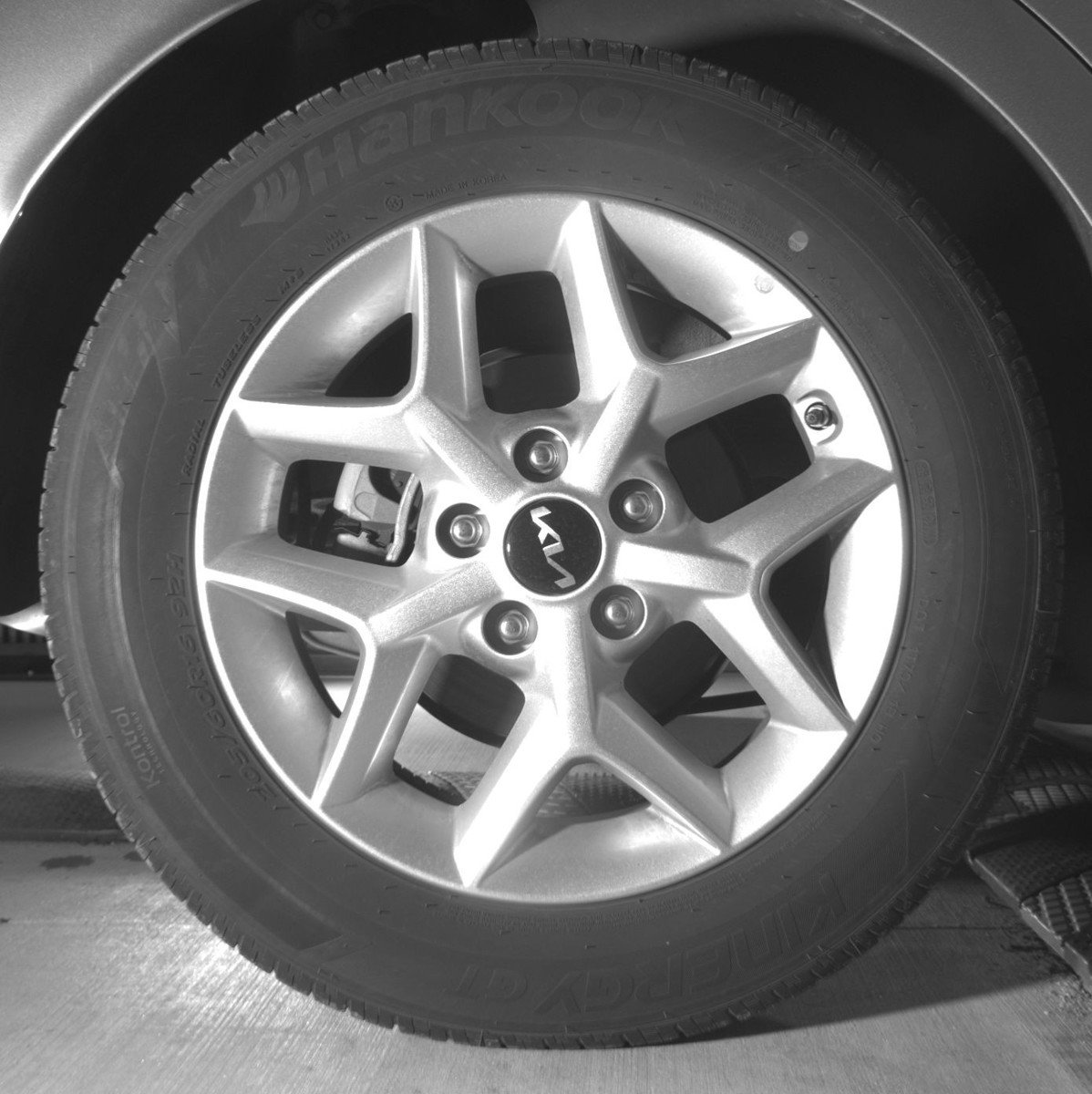 Used 2025 Kia Soul LX w/ LX Technology Package FWD image 15