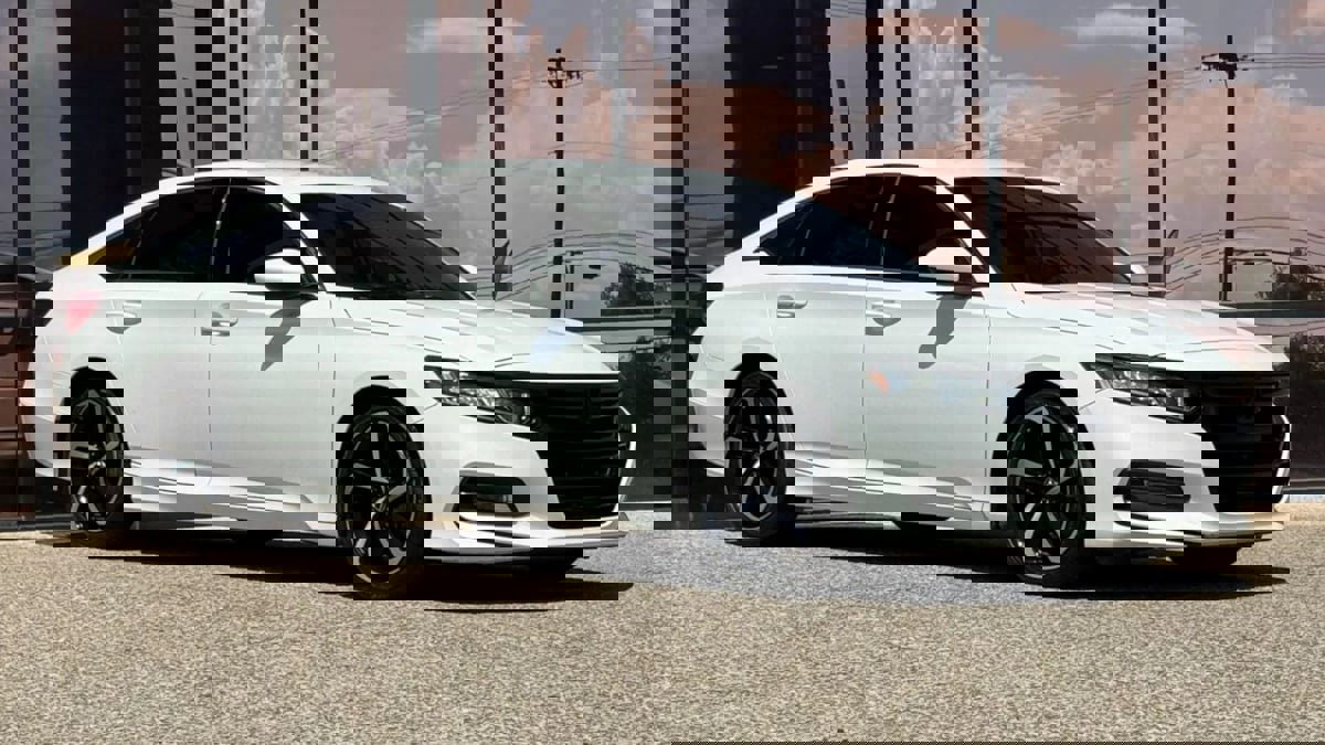 Used 2018 Honda Accord Sport image 20