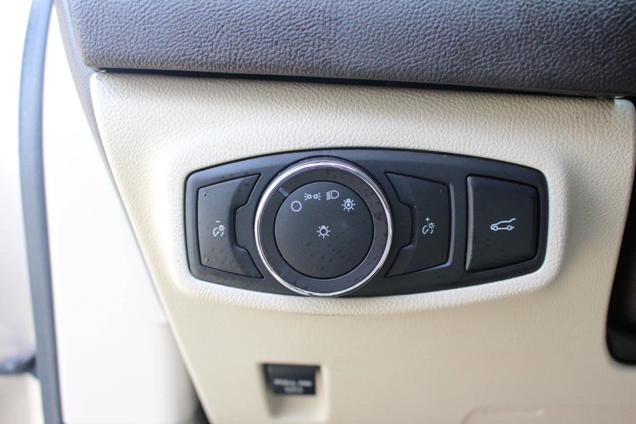Used 2018 Lincoln MKC Premiere image 17