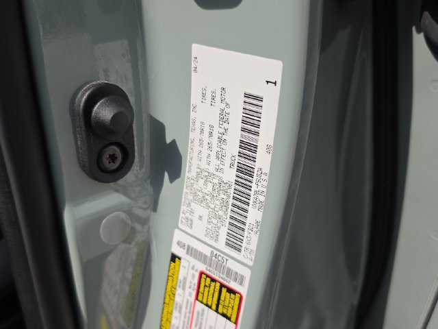 Used 2024 Toyota Tundra SR5 w/ SR5 Convenience Package RWD image 32