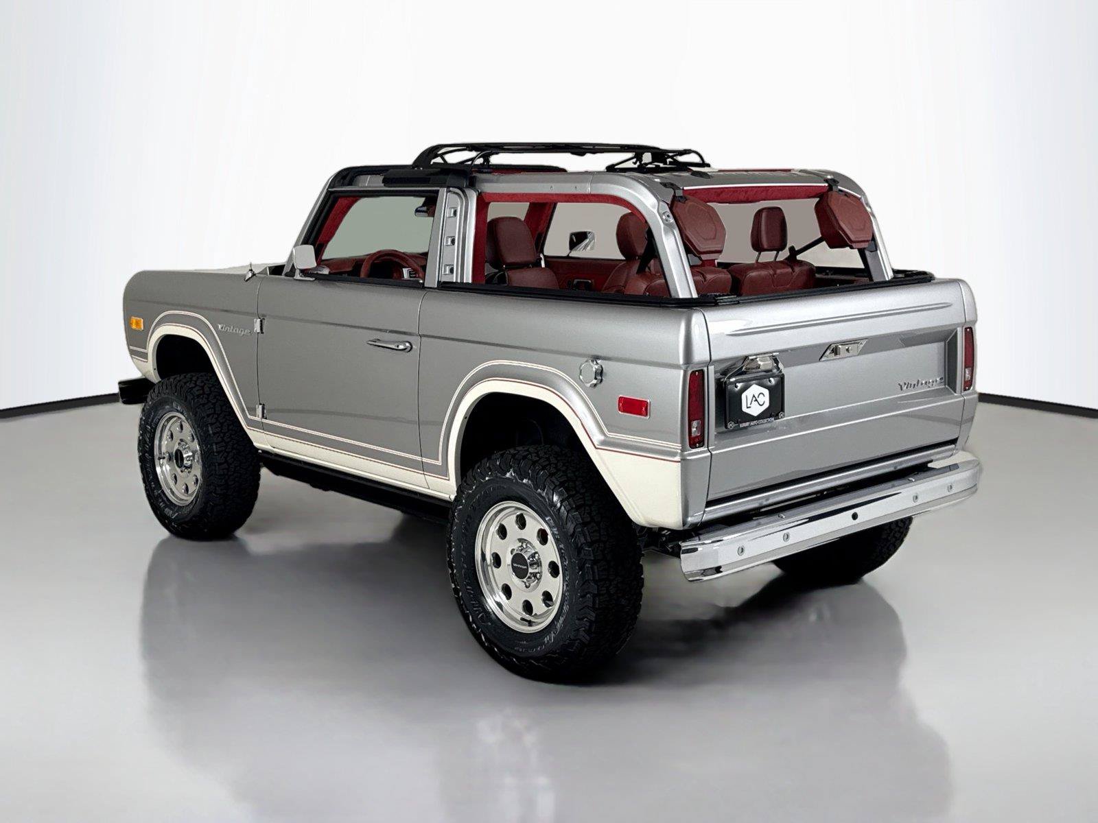 Used 2025 Ford Bronco Badlands AWD/4WD image 8
