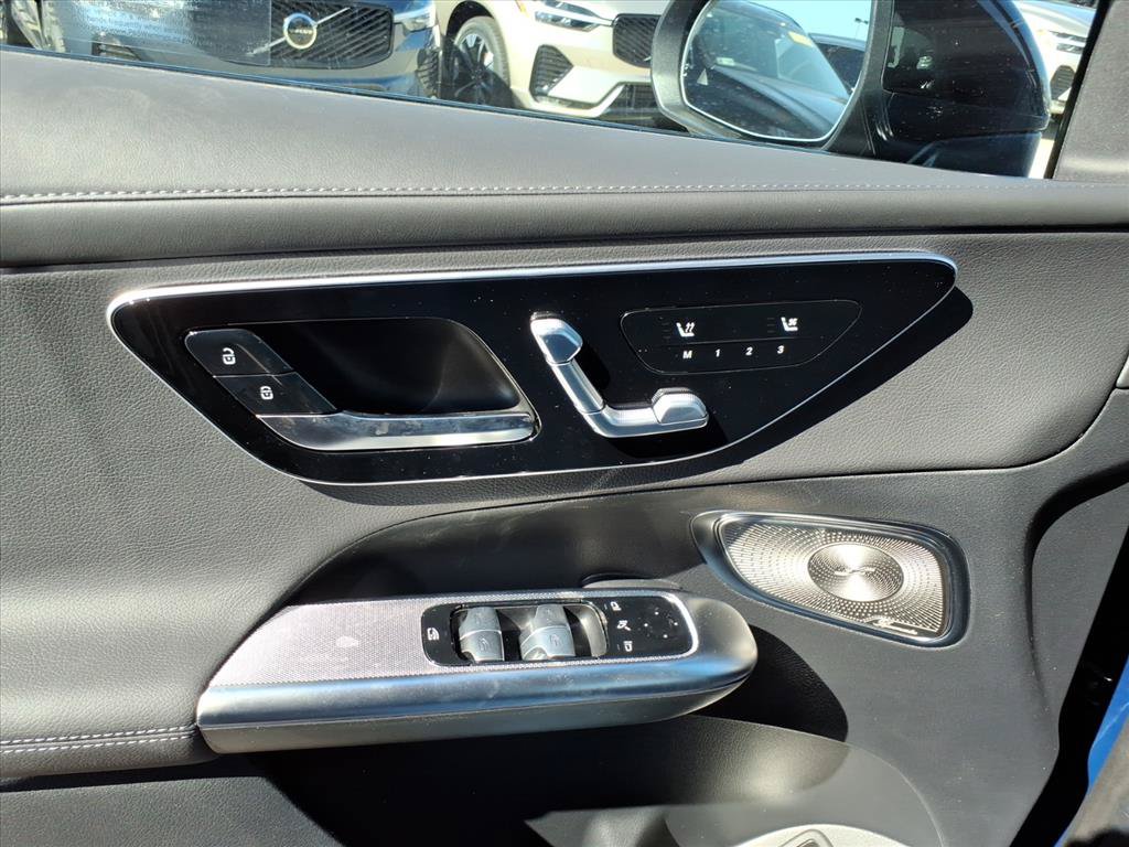 Used 2026 Mercedes-Benz GLC 300 4MATIC image 14