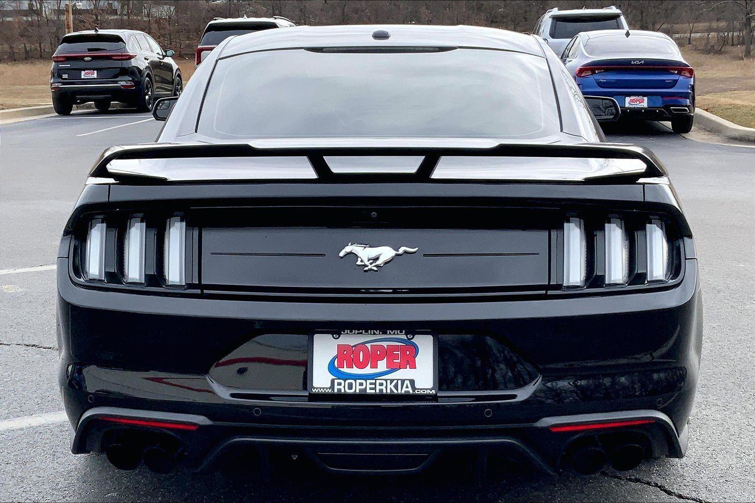 Used 2019 Ford Mustang Coupe w/ Ecoboost Performance Package image 4
