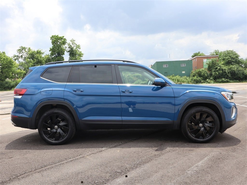 New 2025 Volkswagen Atlas SE image 6