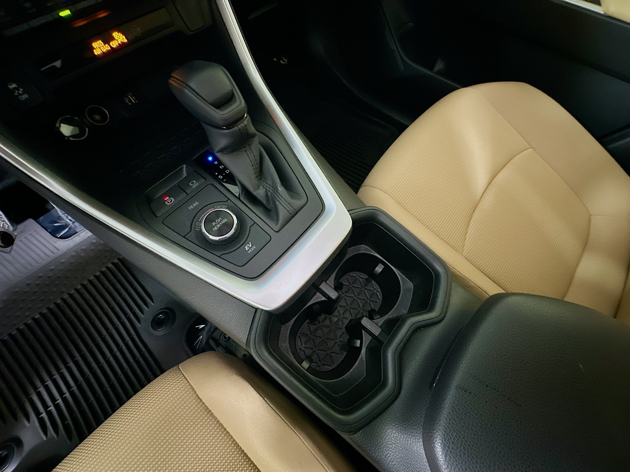 Certified 2025 Toyota RAV4 LE AWD/4WD image 21