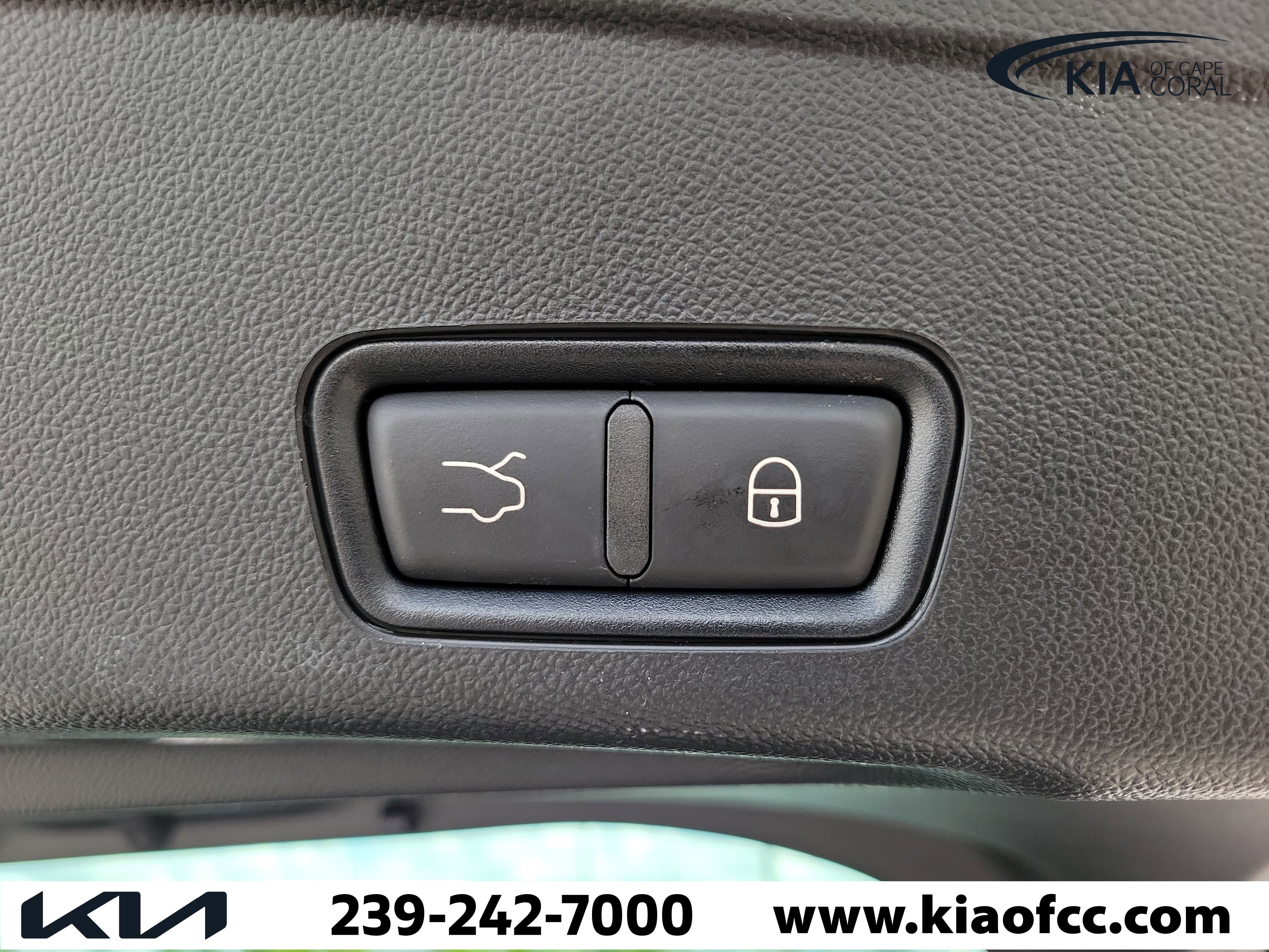 Used 2023 Maserati Grecale Modena image 12