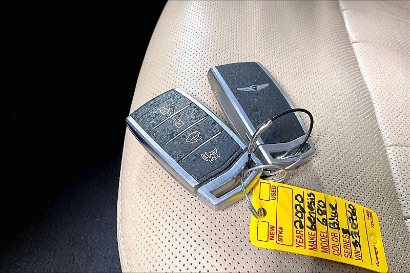 Used 2020 Genesis G80 3.8 RWD image 8