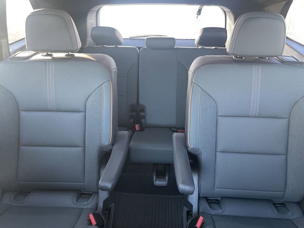 Used 2024 GMC Acadia AT4 w/ LPO, Floor Liner Package image 35