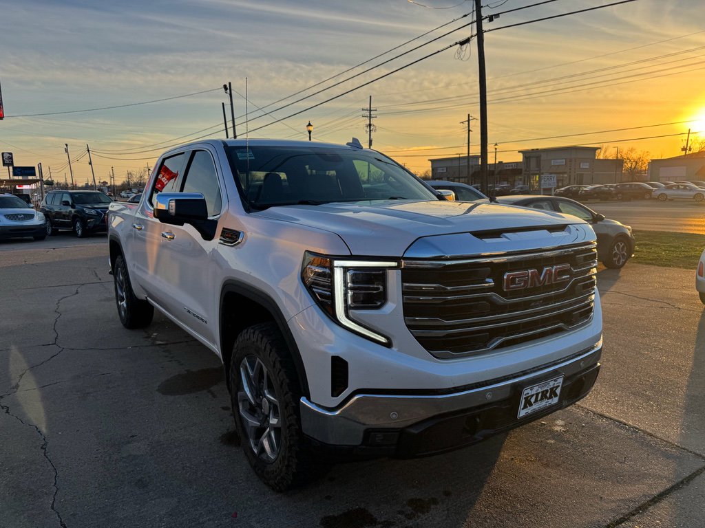Used 2024 GMC Sierra 1500 SLT w/ SLT Premium Plus Package image 7