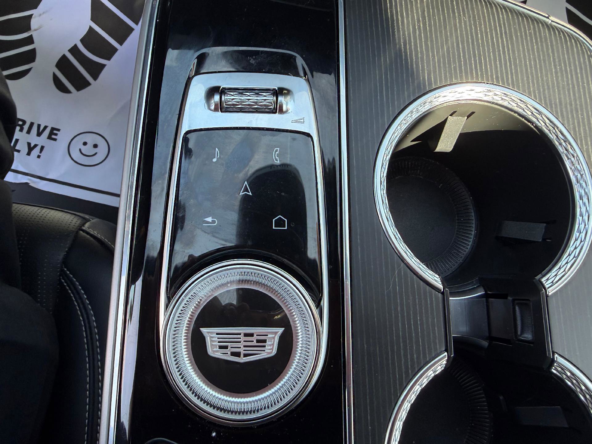 Used 2024 Cadillac Lyriq Luxury w/ LPO, Floor Liner Package image 28