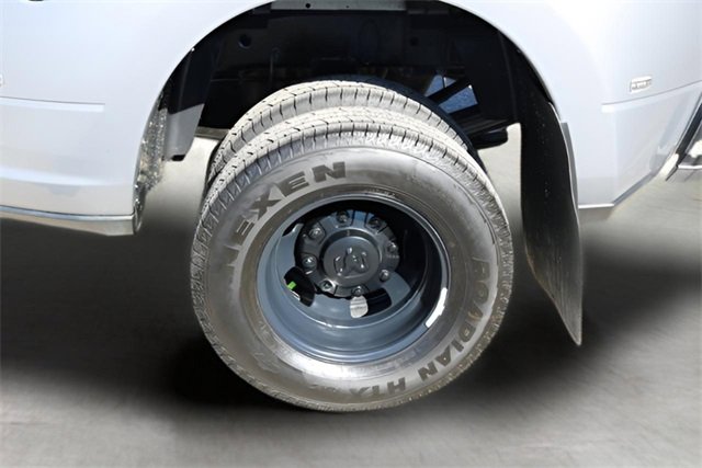 Used 2022 RAM 3500 Tradesman image 9