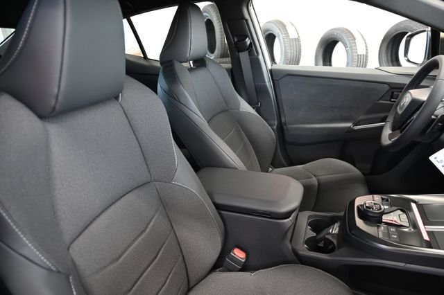 New 2026 Toyota C-HR AWD/4WD image 9