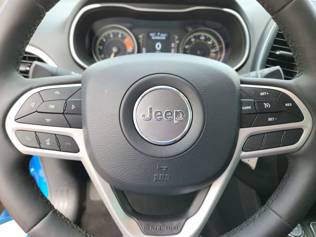 Certified 2022 Jeep Cherokee Latitude AWD/4WD image 30