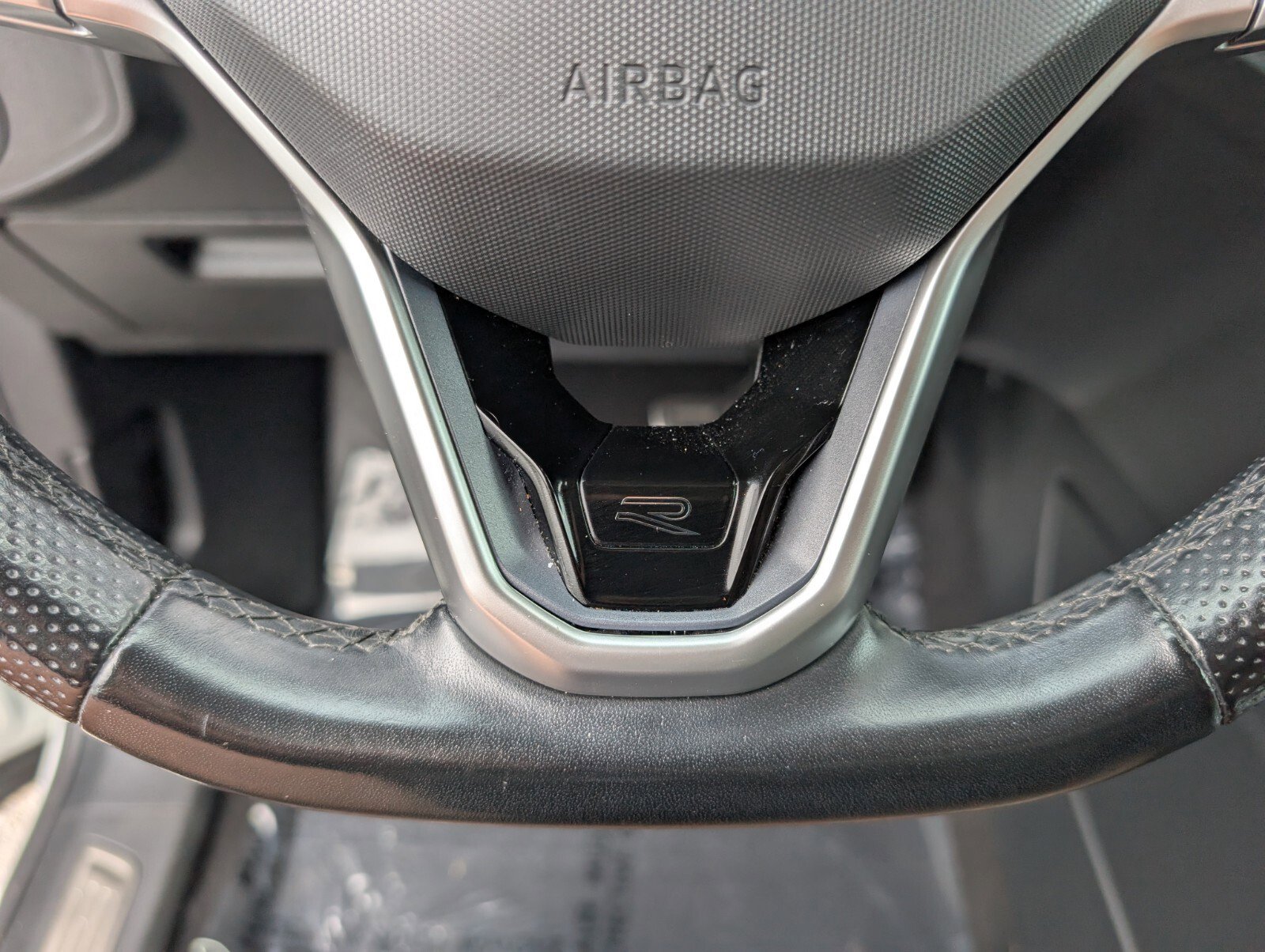 Used 2021 Volkswagen Atlas SE w/ Panoramic Sunroof Package image 31