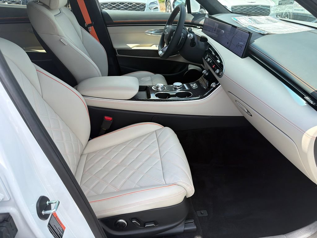 New 2026 Genesis GV70 3.5T Sport Prestige AWD/4WD image 15