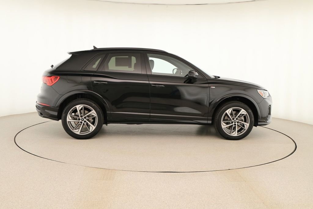New 2025 Audi Q3 2.0T Premium AWD/4WD image 8
