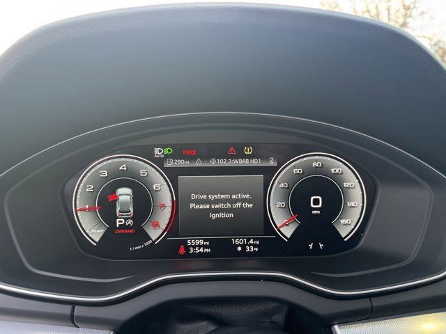 Certified 2025 Audi Q5 2.0T Premium w/ Convenience Plus Package image 20