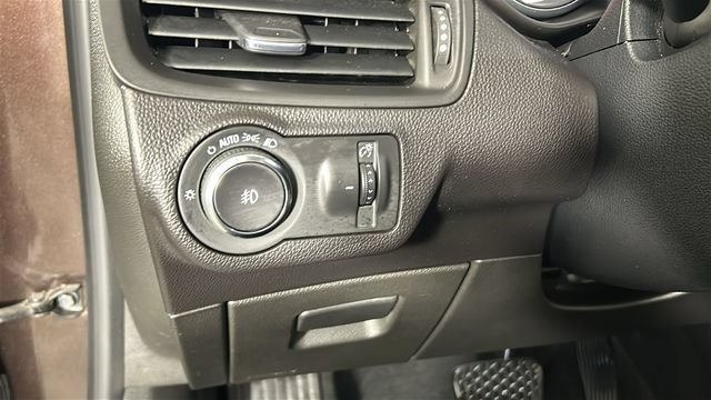 Used 2020 Buick Envision Essence FWD image 20