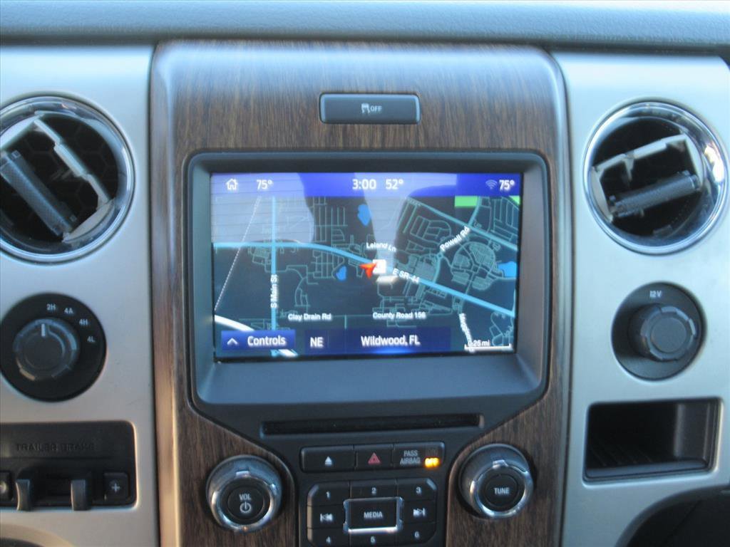 Used 2014 Ford F150 Lariat w/ Lariat Chrome Package image 21