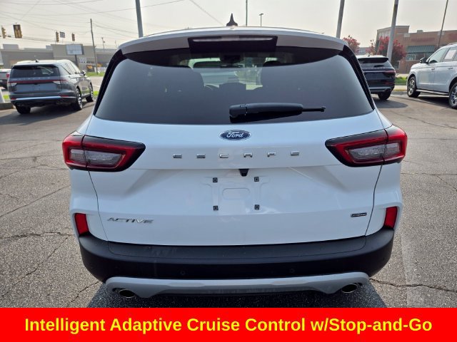 Used 2023 Ford Escape Active w/ Tech Pack #1 FWD image 8