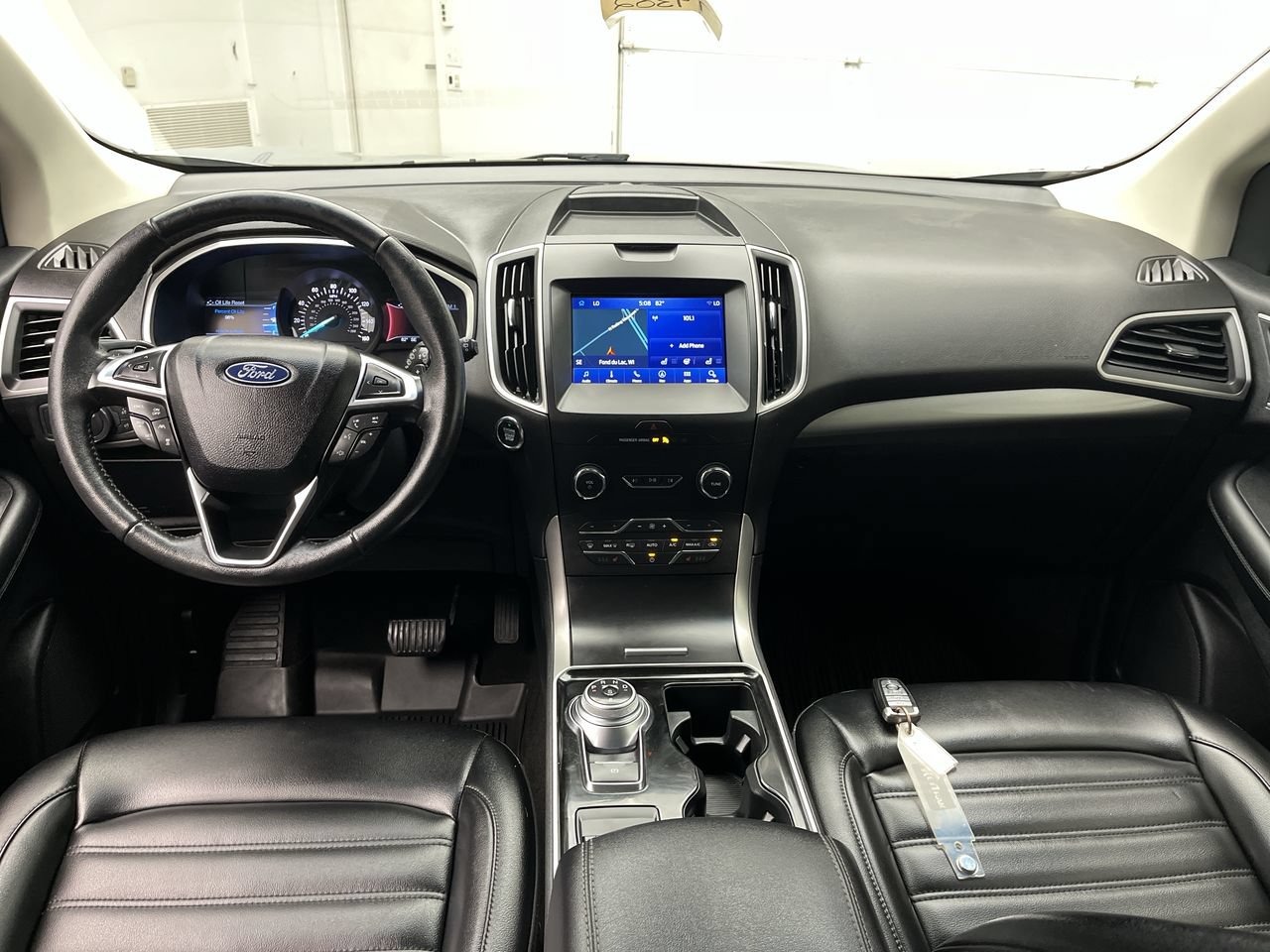 Used 2020 Ford Edge SEL w/ Convenience Package AWD/4WD image 4