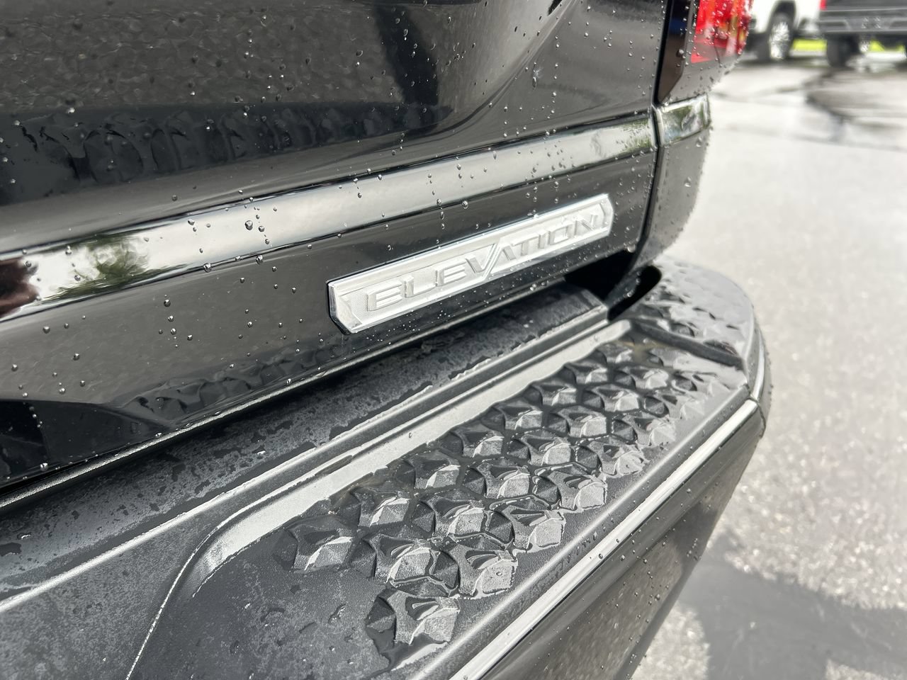 Used 2025 GMC Canyon Elevation AWD/4WD image 12