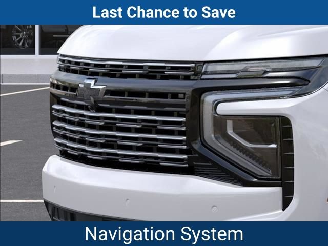 New 2025 Chevrolet Suburban High Country AWD/4WD image 15