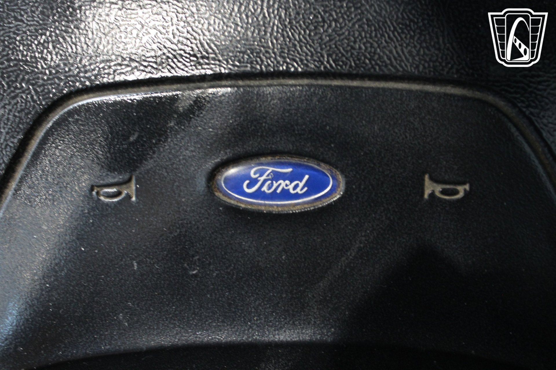 Used 1990 Ford F150 4x4 Regular Cab image 36