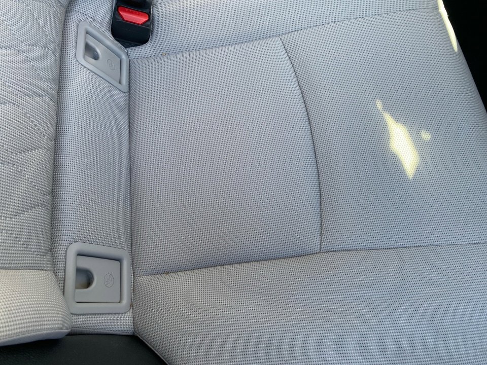 Used 2023 Toyota Corolla Cross L image 32