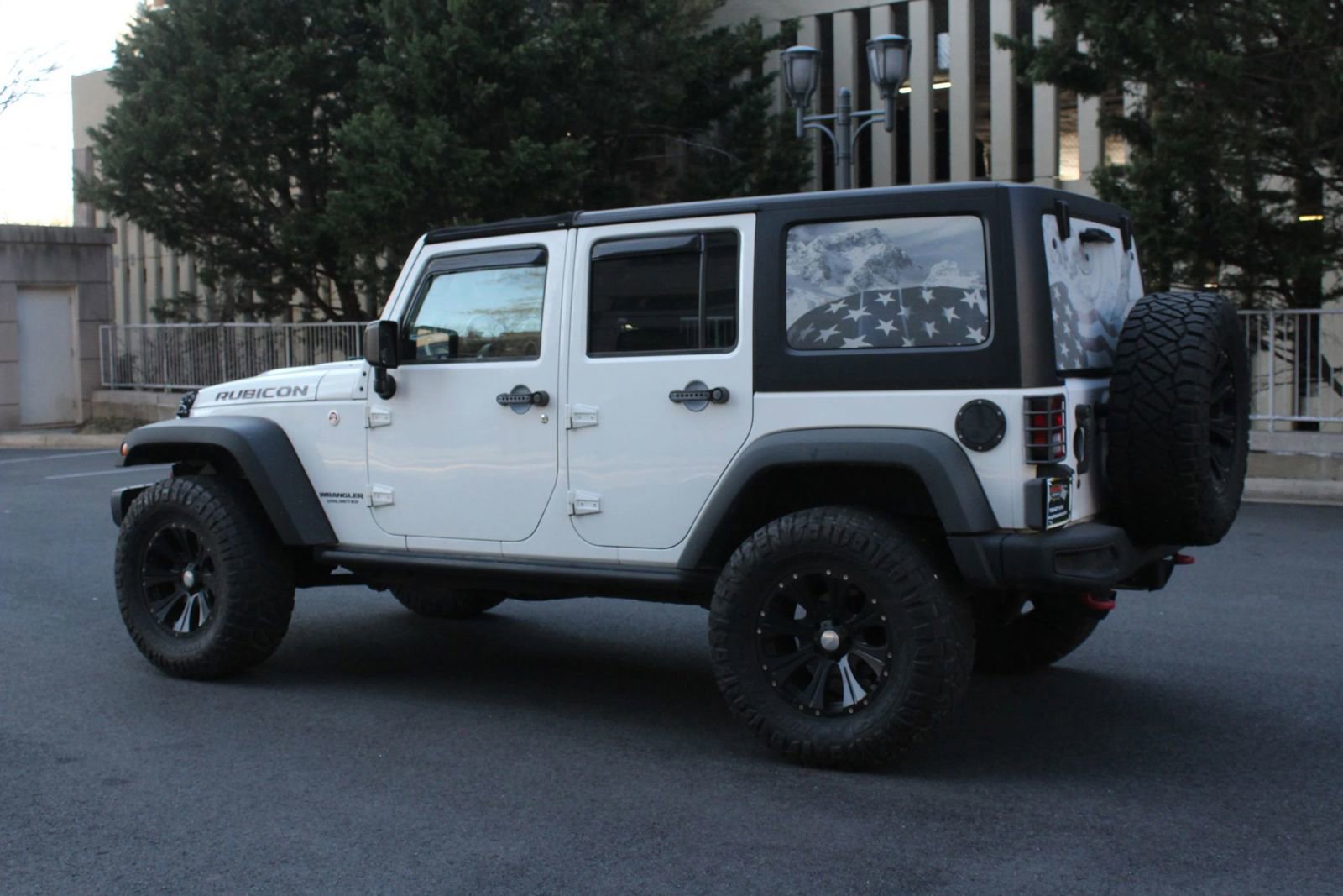Used 2017 Jeep Wrangler Unlimited Rubicon w/ Dual Top Group AWD/4WD image 9