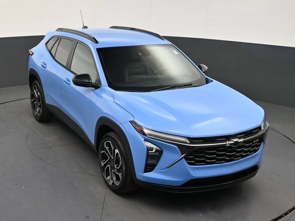 Used 2024 Chevrolet Trax RS FWD image 18