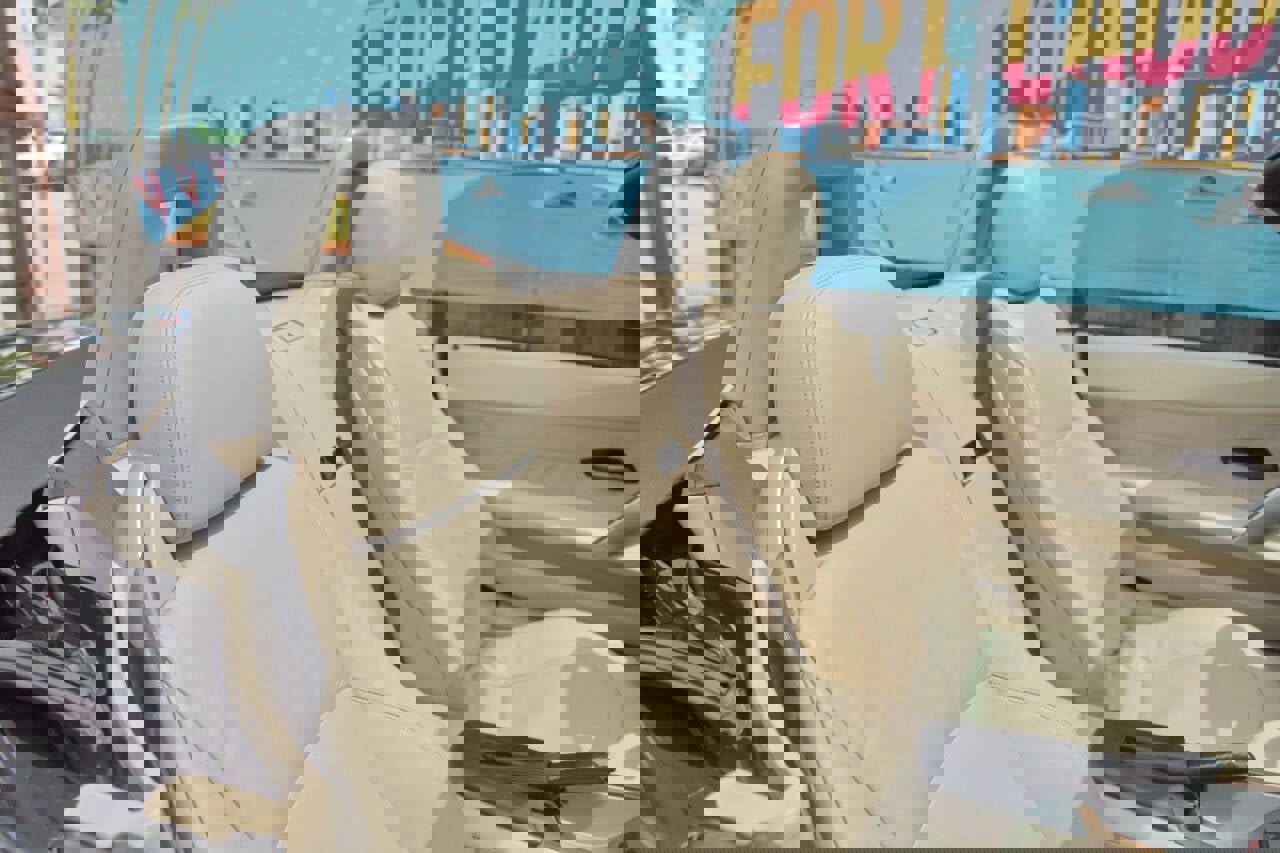 Used 2003 BMW Z4 2.5i image 36