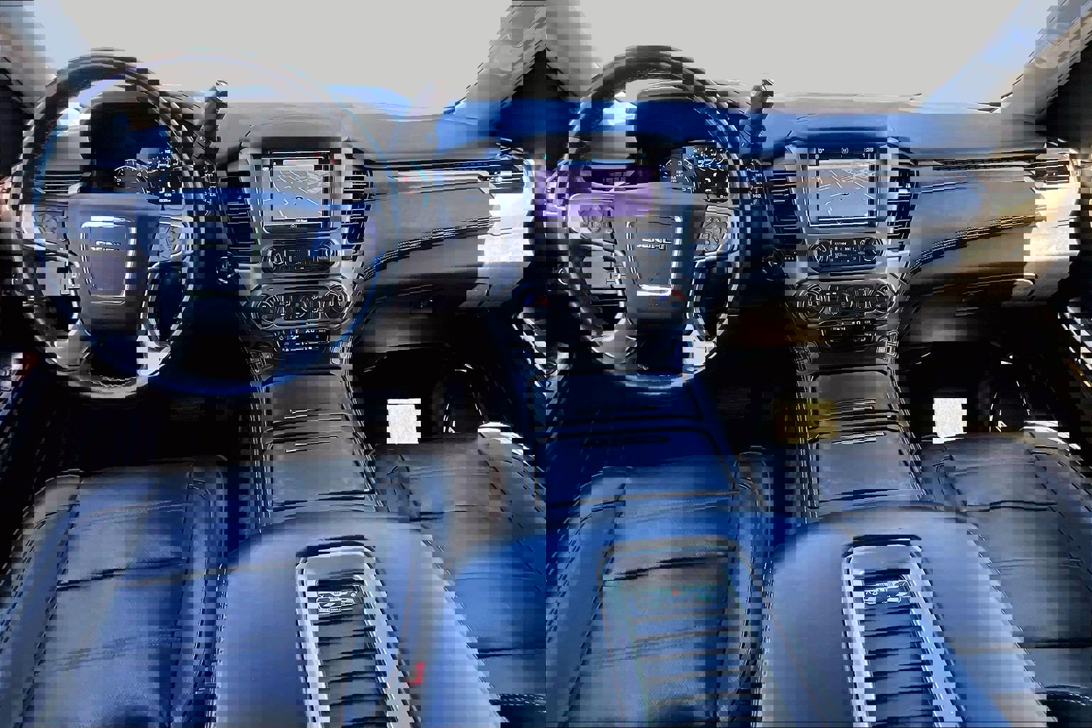 Used 2018 GMC Yukon XL Denali w/ Denali Ultimate Package image 10