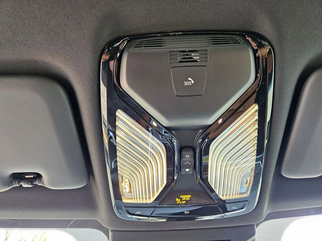 New 2026 BMW X5 xDrive50e image 18