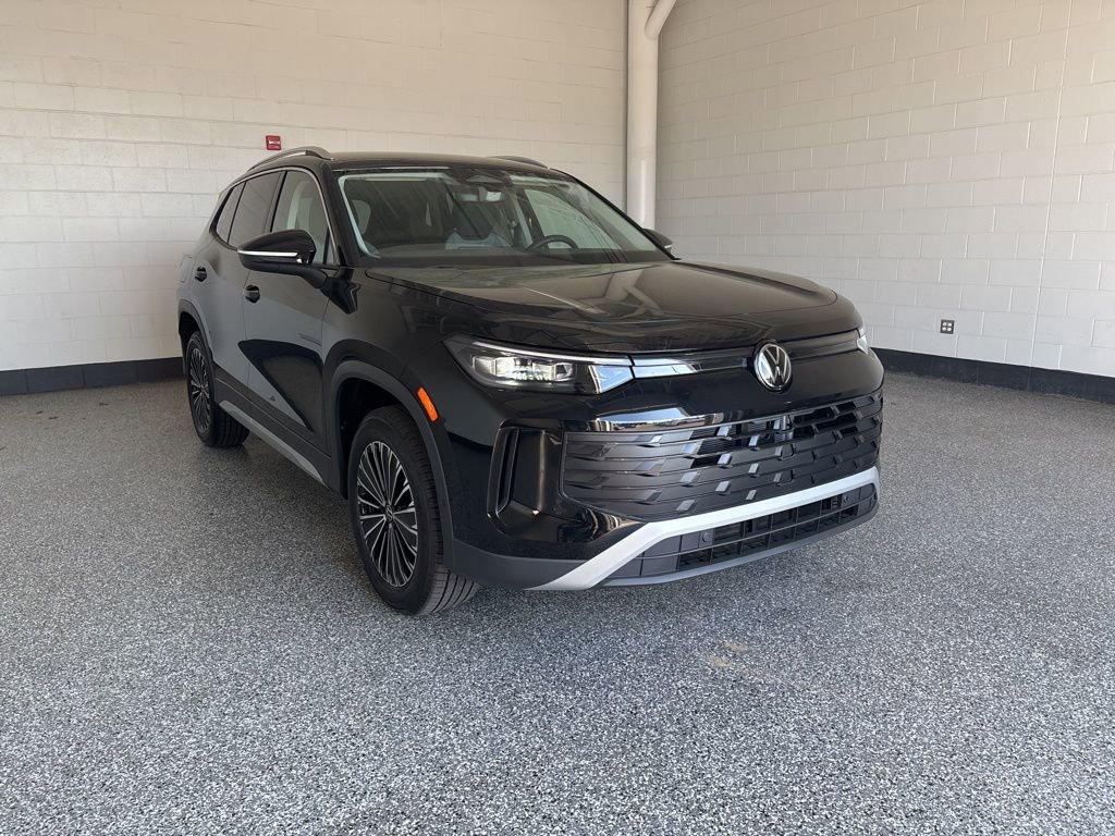 New 2026 Volkswagen Tiguan S AWD/4WD image 8