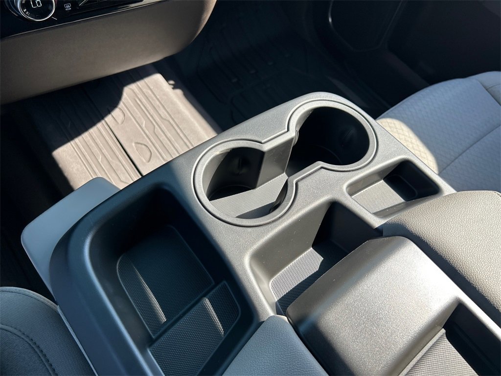 New 2026 GMC Sierra 3500 SLE image 25