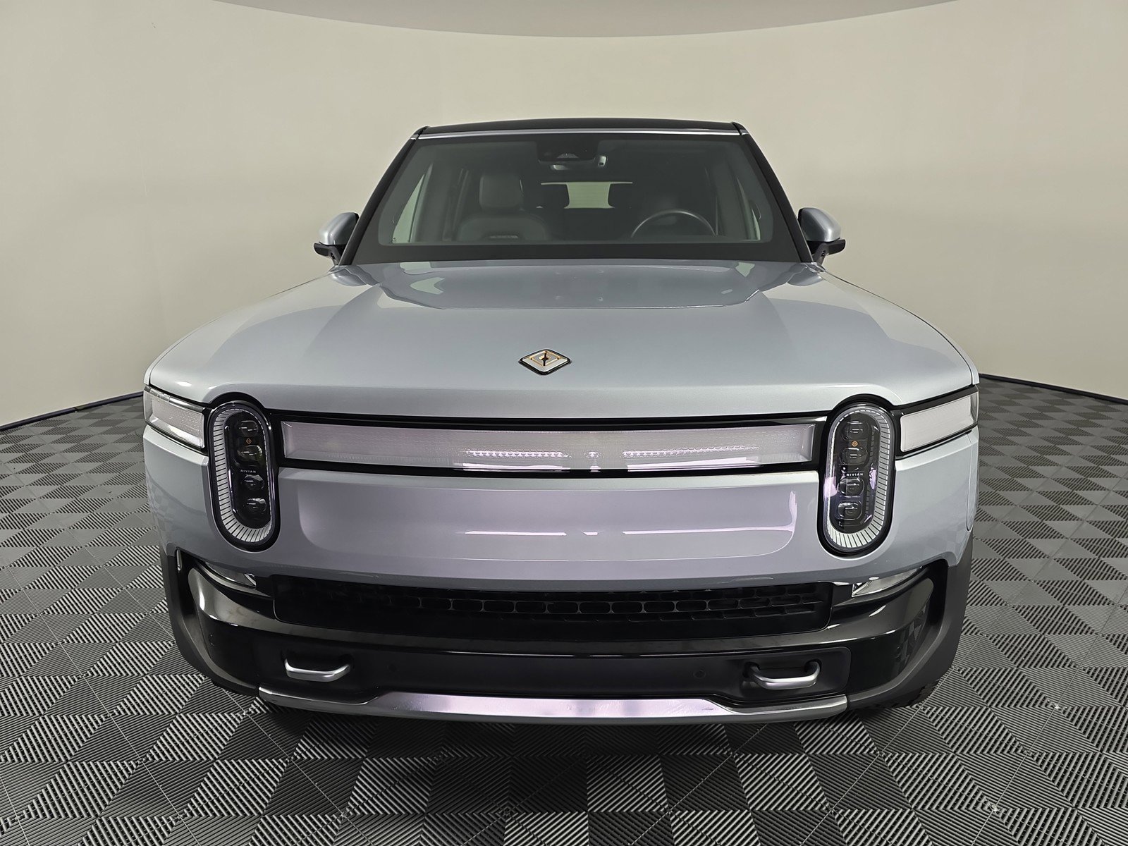 Used 2022 Rivian R1S Launch Edition image 8