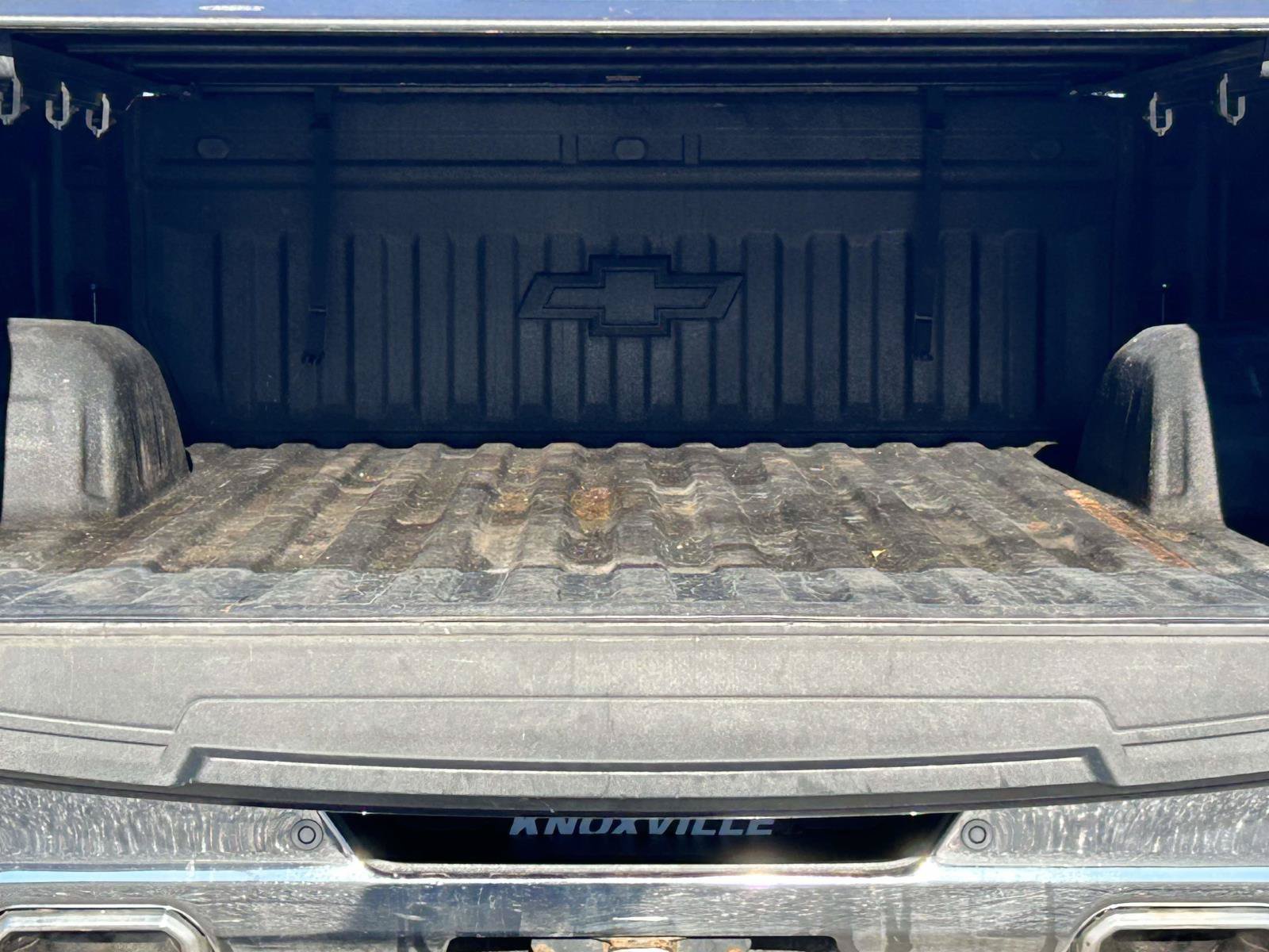 Used 2019 Chevrolet Silverado 1500 LTZ w/ LTZ Plus Package AWD/4WD image 13