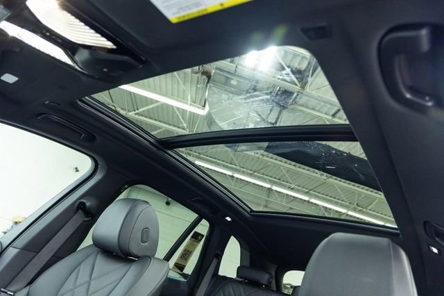 New 2026 BMW X5 xDrive50e w/ Premium Package image 16