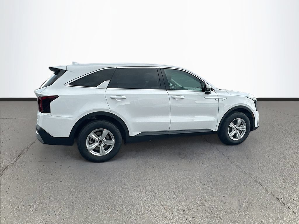 New 2026 Kia Sorento LX FWD image 8