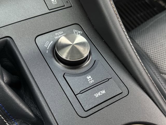 Used 2015 Lexus RC F w/ Premium Package RWD image 20